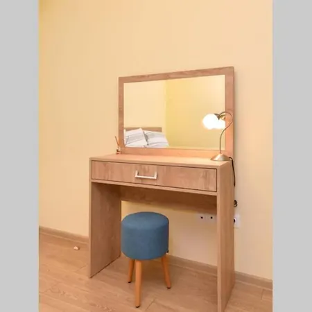 Tangerine ❃ 1-bdr Bright Apartment Sofia